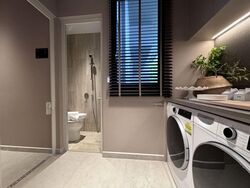 UE Square (D9), Apartment #550951571